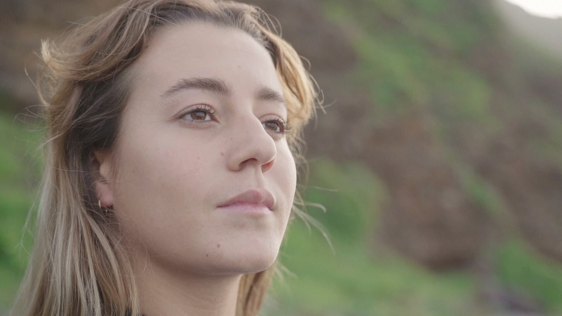 FONTEIDE LAURA COVIELLA_LOGOMP4.00_00_10_05.Imagen fija001