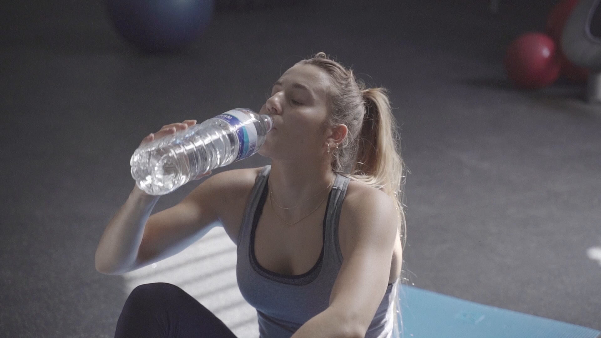 FONTEIDE LAURA COVIELLA_LOGOMP4.00_01_13_08.Imagen fija026